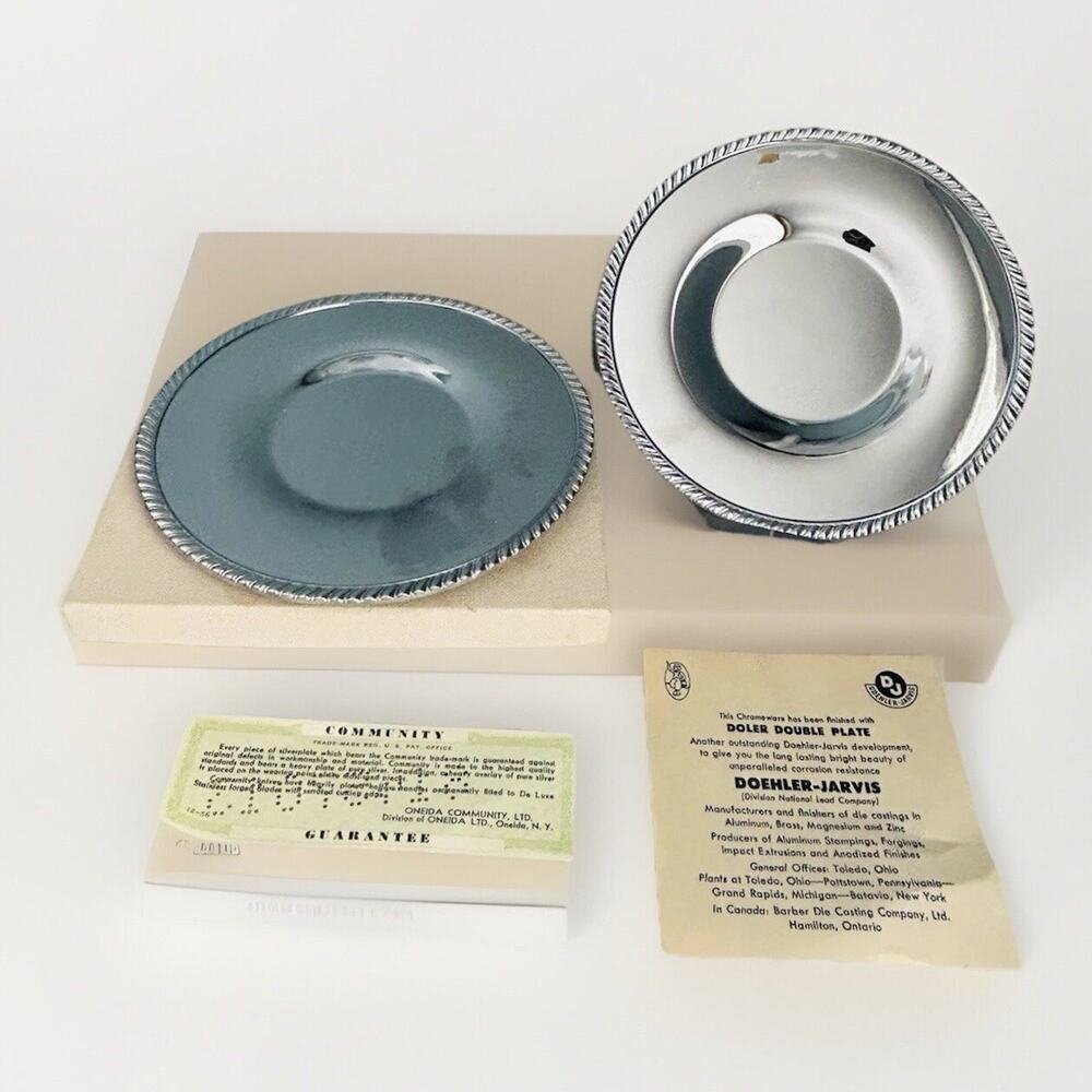 Vintage Doehler-Jarvis (2) Plate Division National Lead Chromeware Plates NIB